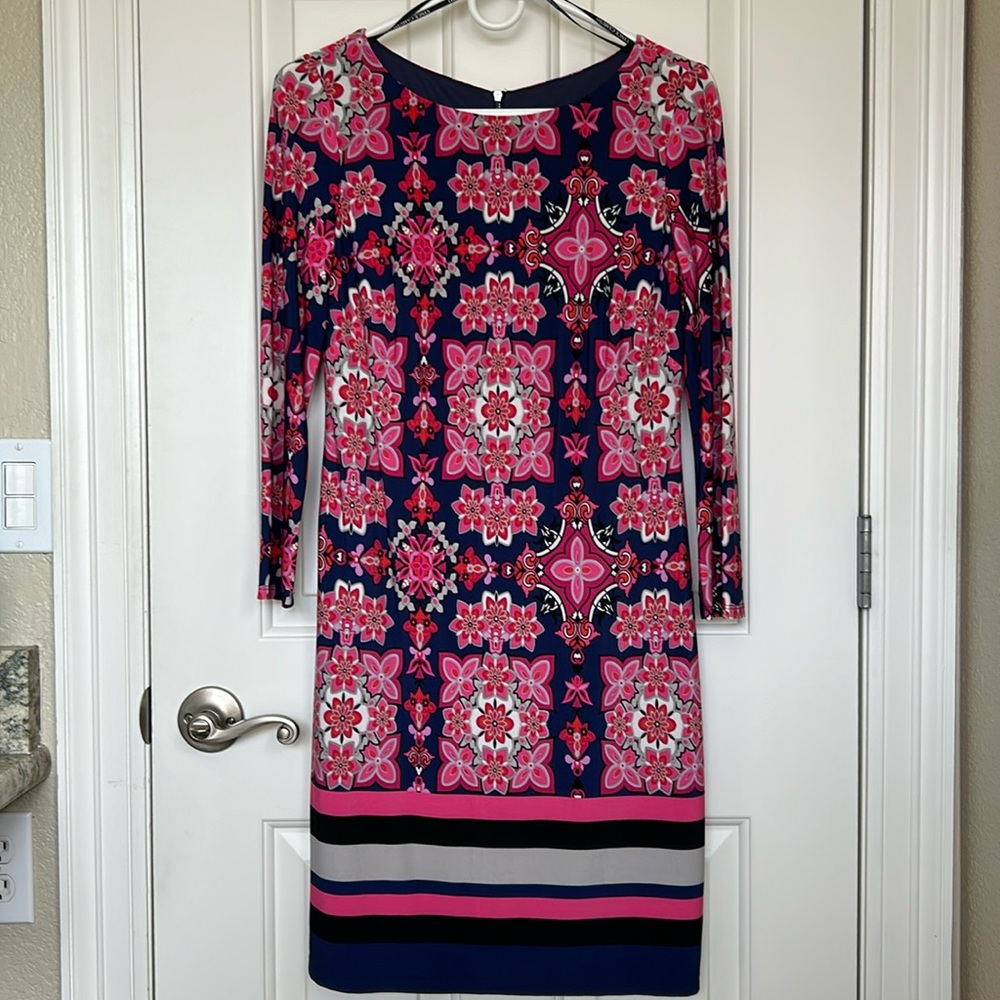 Vince Camuto 3/4 sleeve dress. Size 4.